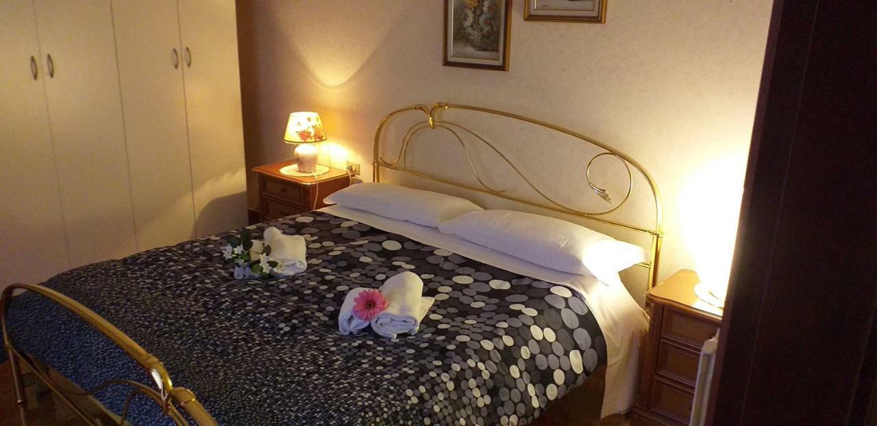 Apartament Casa Vacanze Niko Ap Cir Cni00247 시르미오네 외부 사진